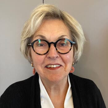 Portretfoto van Loes