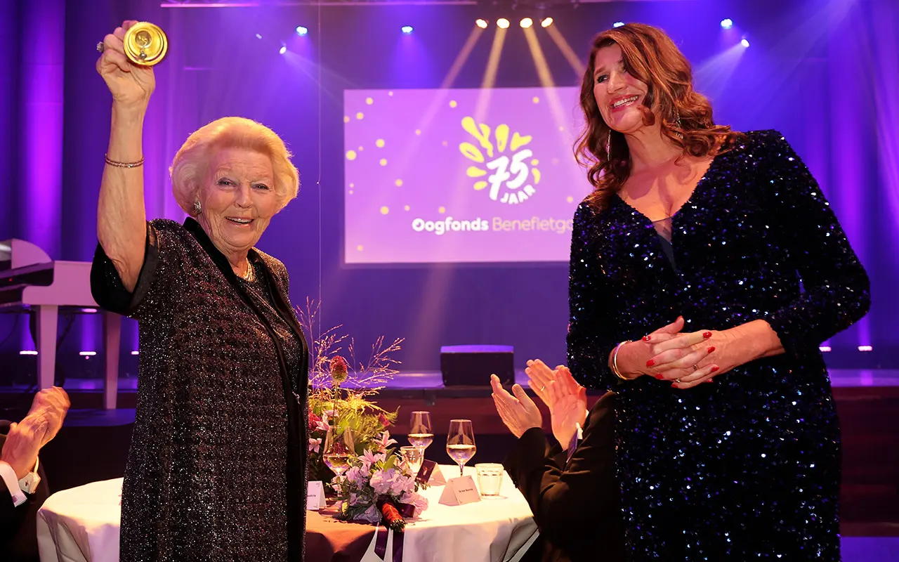 Prinses Beatrix opent benefietgala ter ere van Oogfonds 75 jaar